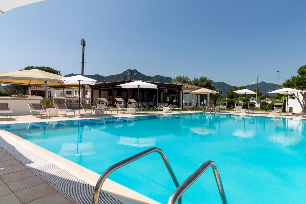 Museddu Beach Residence Кардеду Екстериор снимка