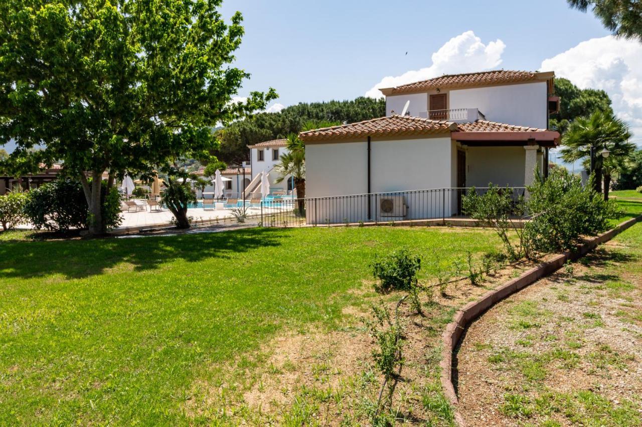 Museddu Beach Residence Кардеду Екстериор снимка