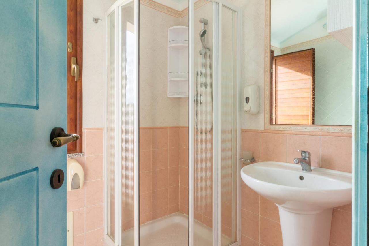 Museddu Beach Residence Кардеду Екстериор снимка